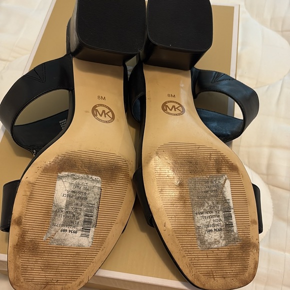 Michael Kors women's size 8 mule Black sandals leather Gently worn. - Picture 12 of 13